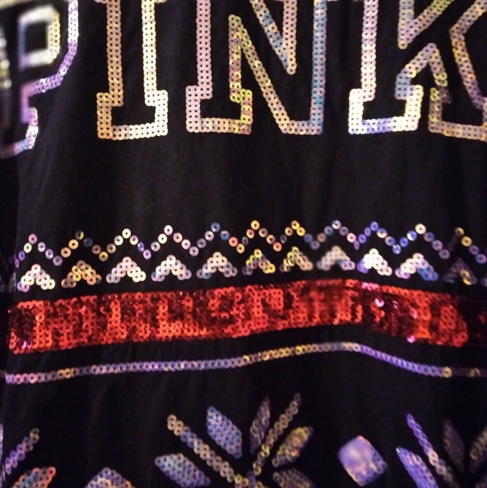 VS PINK Christmas shirt